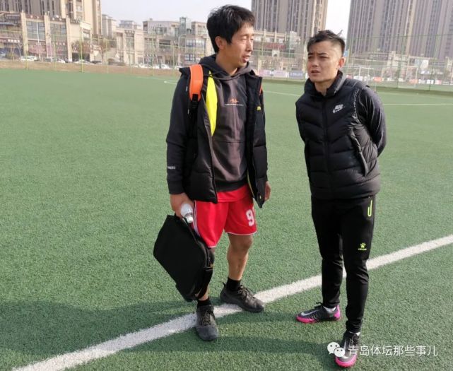 包含内蒙古女足一路高歌猛进，实力压倒对手跻身足协杯四强的词条