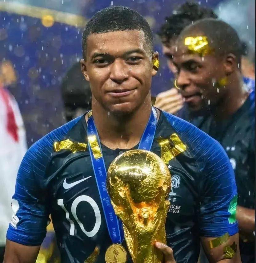  姆巴佩新星赛事规则更新表现惊艳，IG未来可期！