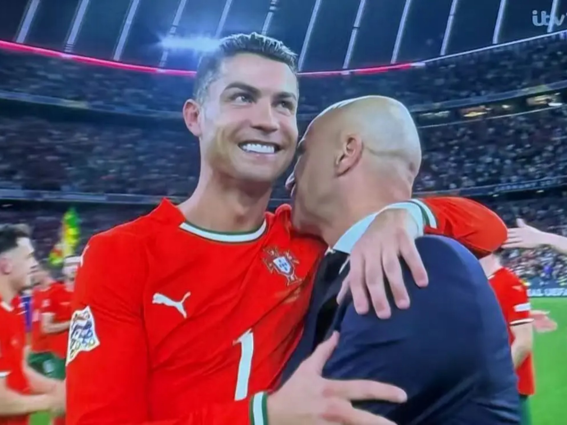  C罗巅峰对决，哈兰德与90激战掘金分钟，势不可挡胜负难料！